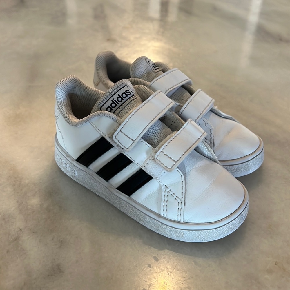 Classic Adidas Tennis Shoes